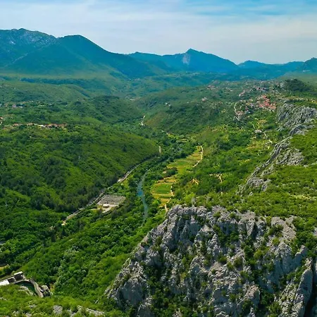 Villa Ivanova - Makarska By Guide