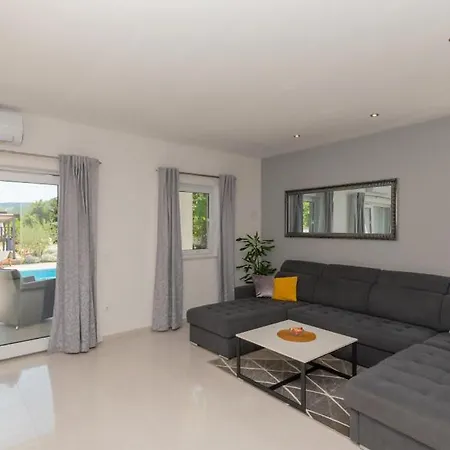 Ivanova - Makarska By Guide Villa *